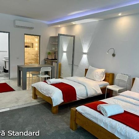 Casa Eden - Apartamente Langa Lac Colibiţa 외부 사진